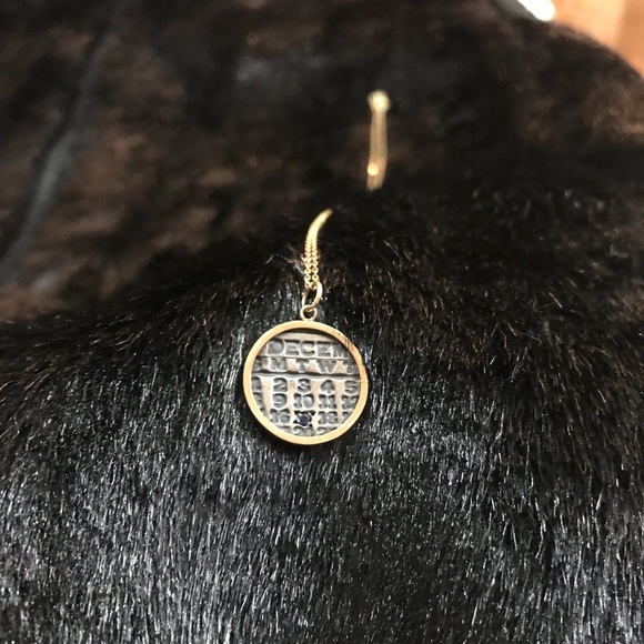 Beautiful & unique calendar charm w 14k gold chain - Picture 6 of 6